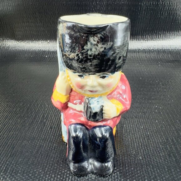 Vintage Shorter and Son England Guardsman Creamer Jug Toby Small Pitcher England - Picture 11 of 13